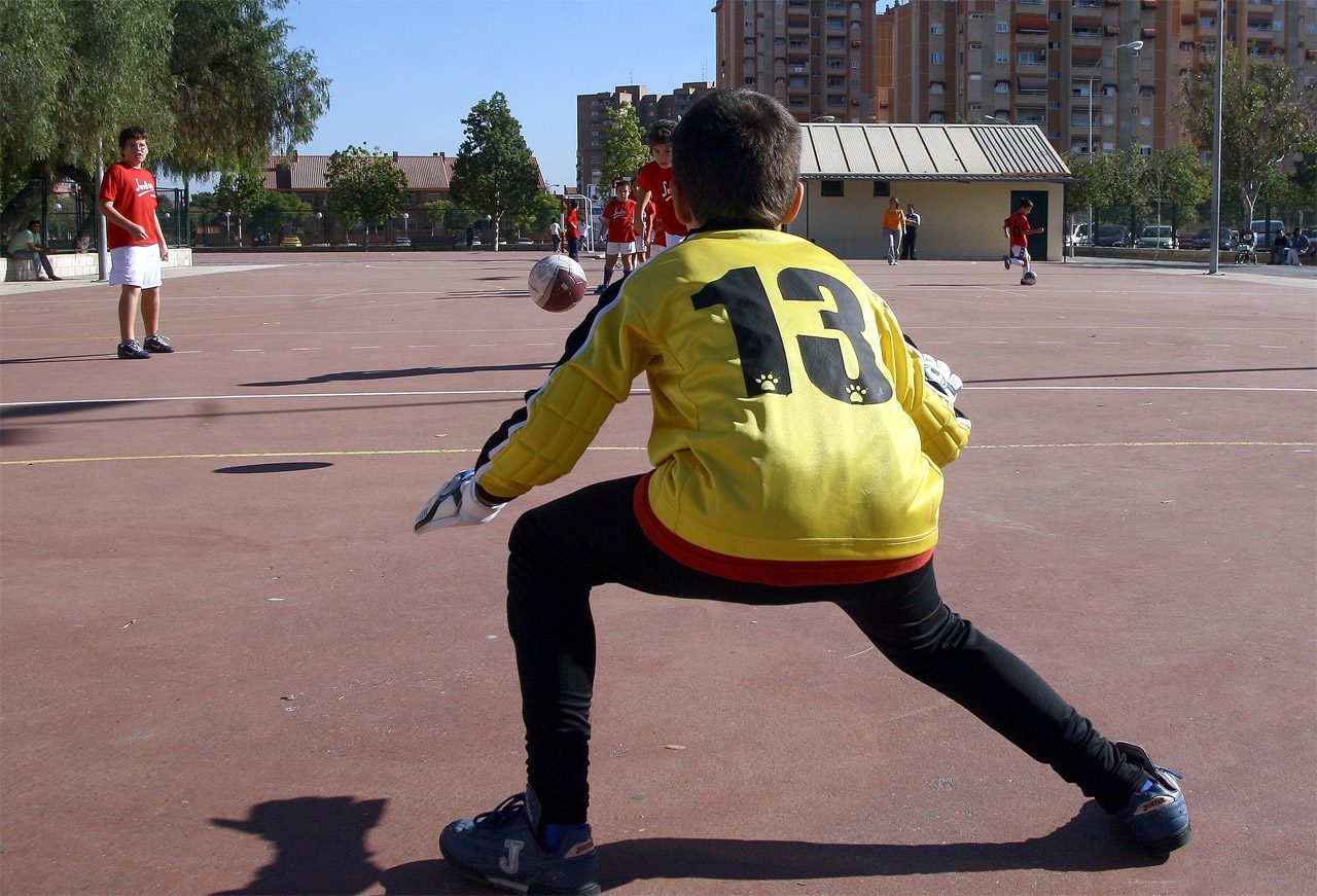 Se abre el plazo de inscripción a los Juegos Deportivos Municipales de València 2021. La competición está dirigida a menores nacidos entre 2003 y 2015, que pueden participar a través de los centros educativos o clubes deportivos