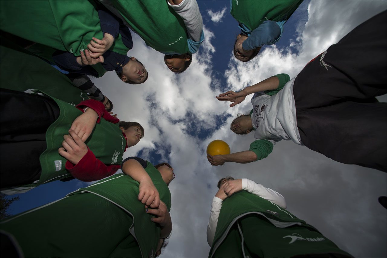 La competición está dirigida a menores nacidos entre 2005 y 2017, que pueden participar a través de los centros educativos o clubes deportivos