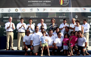 SM La Reina Doña Sofía con los campeones.