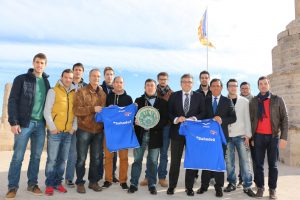 Presentación en las Torres de Serrano.