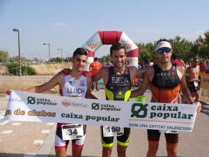 Podium masculino en Pinedo.