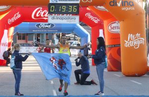 4.300 corredores despiden el Circuito Divina Pastora con victorias de Mohattane y Marta Esteban