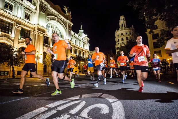 Ouais Zitane marca un nuevo record en la 15k Nocturna Valencia Banco Mediolanum