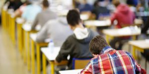 Empleo Público. 31 plazas de Auxiliar de Servicio a Tiempo Parcial, mediante el sistema de concurso-oposición, de acceso libre. Abierto el plazo de presentación de instancias
