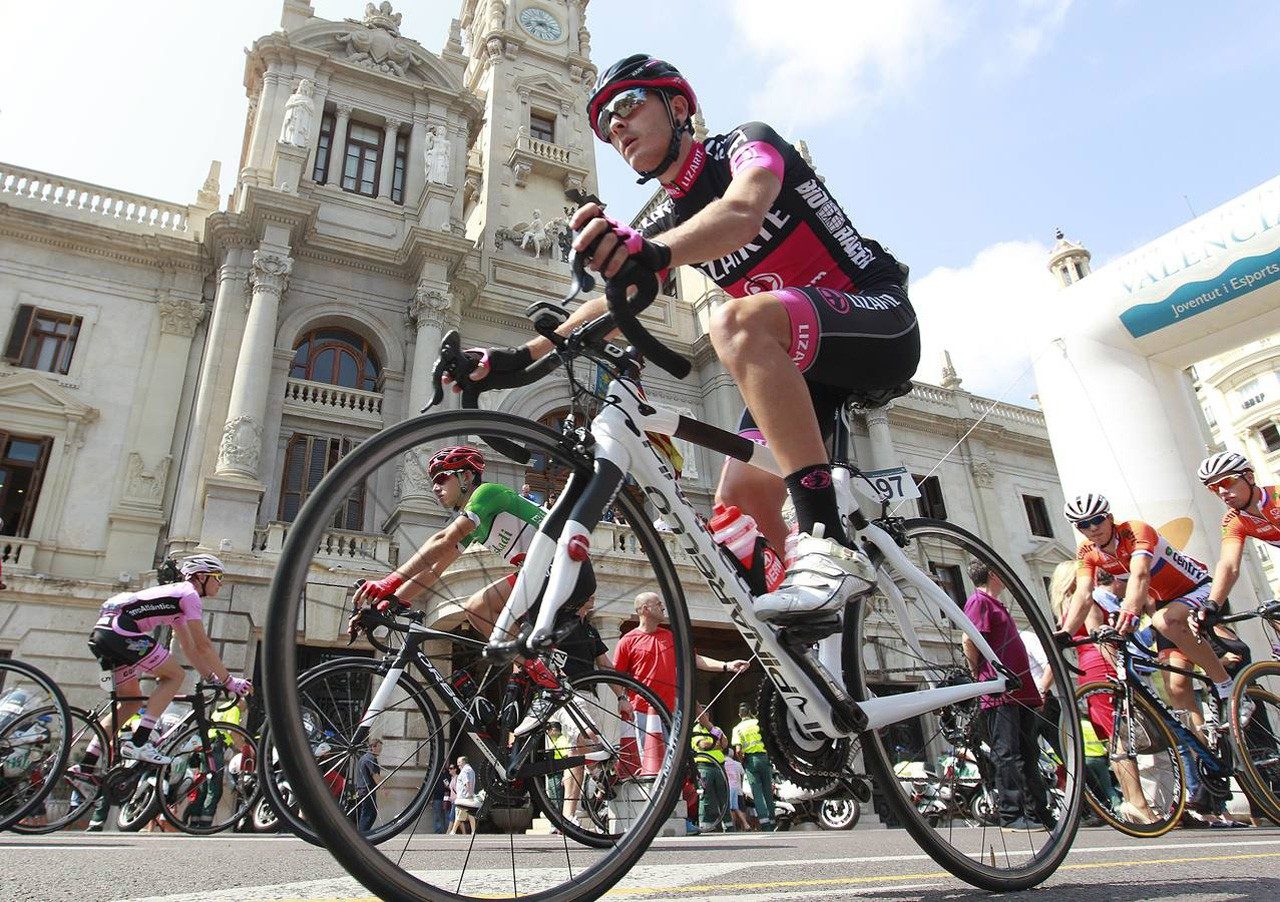 De forma paralela se disputará la Volta a la Comunitat Valenciana Féminas, el domingo 4 de febrero