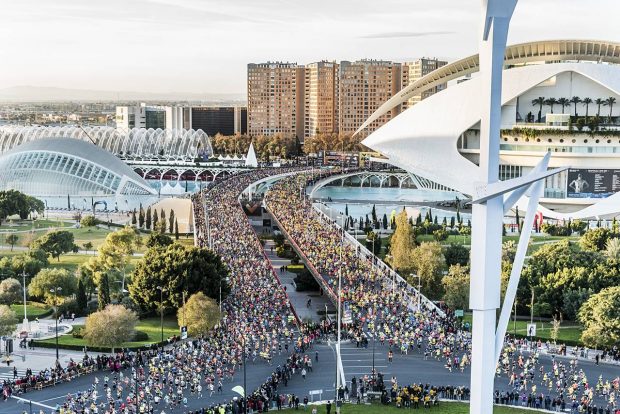 La “Fiesta del Maratón” involucra a toda la ciudad