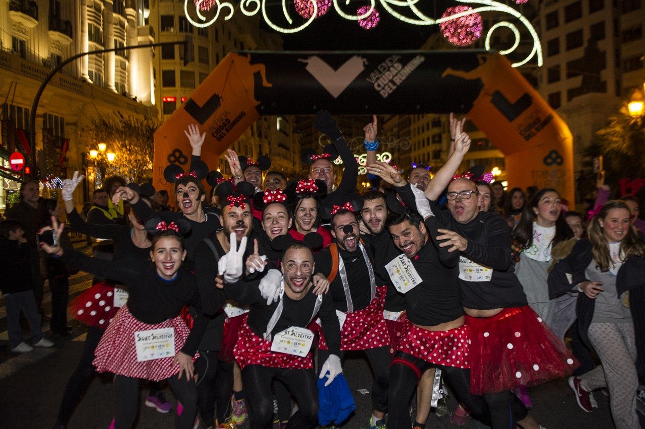 Imatge d'Arxiu. València no celebrarà la Sant Silvestre 2021. L'esdeveniment, que anualment reuneix milers de corredores i corredors populars, no podrà realitzar-se a causa de la situació sanitària