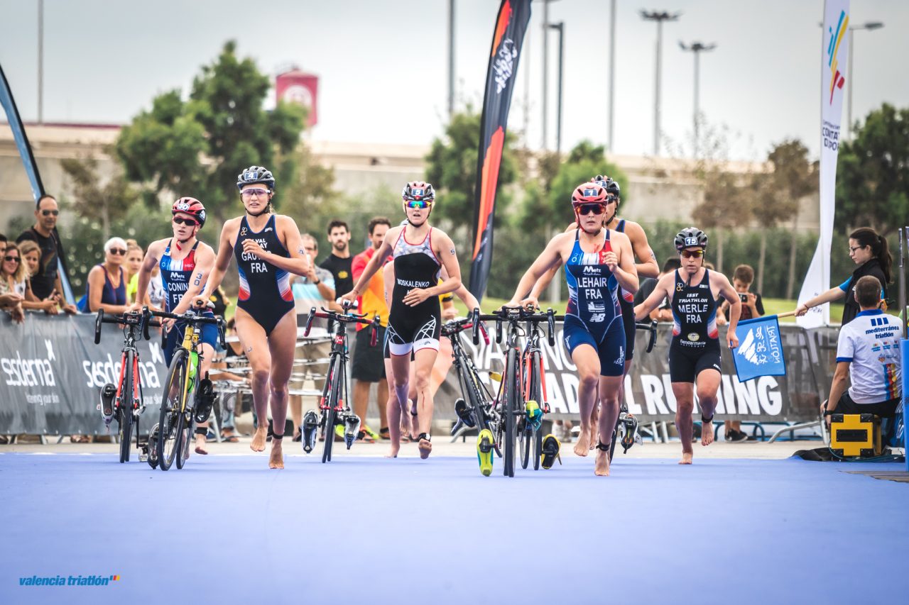 La prova popular serà la porta d'entrada dels esportistes en l'esport del triatló a la ciutat de València. Espectacular circuit de carrera a peu en el pulmó verd de la ciutat i ciclisme en el “velòdrom” de l'Albereda