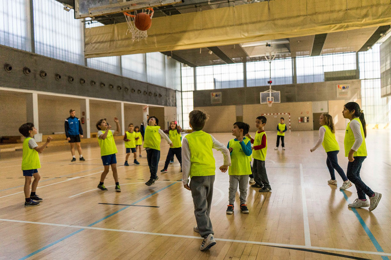 Los campus de Pascua de la Fundación Deportiva Municipal superan ya el 50% de inscripciones