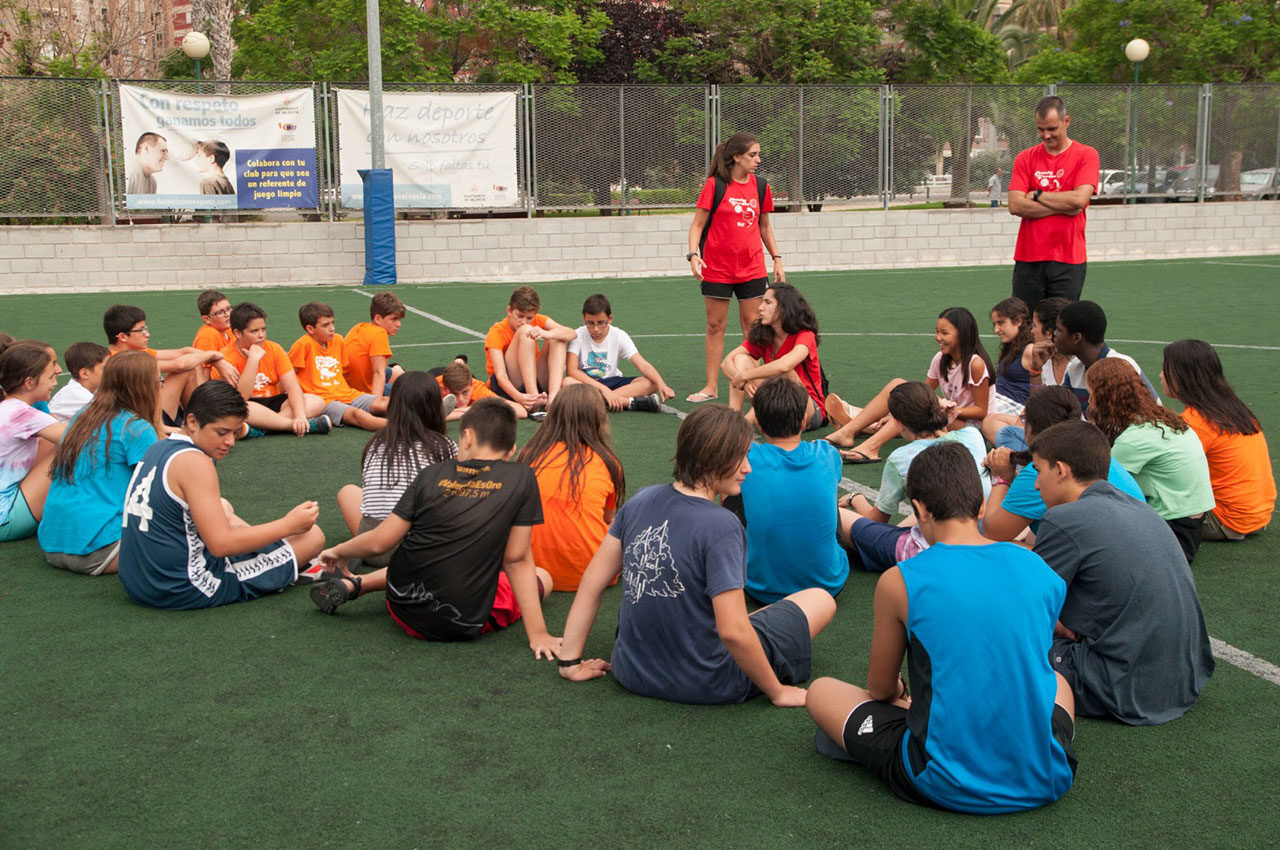 La Fundación Deportiva Municipal oferta 400 places als seus Campus Esportius de Pasqua