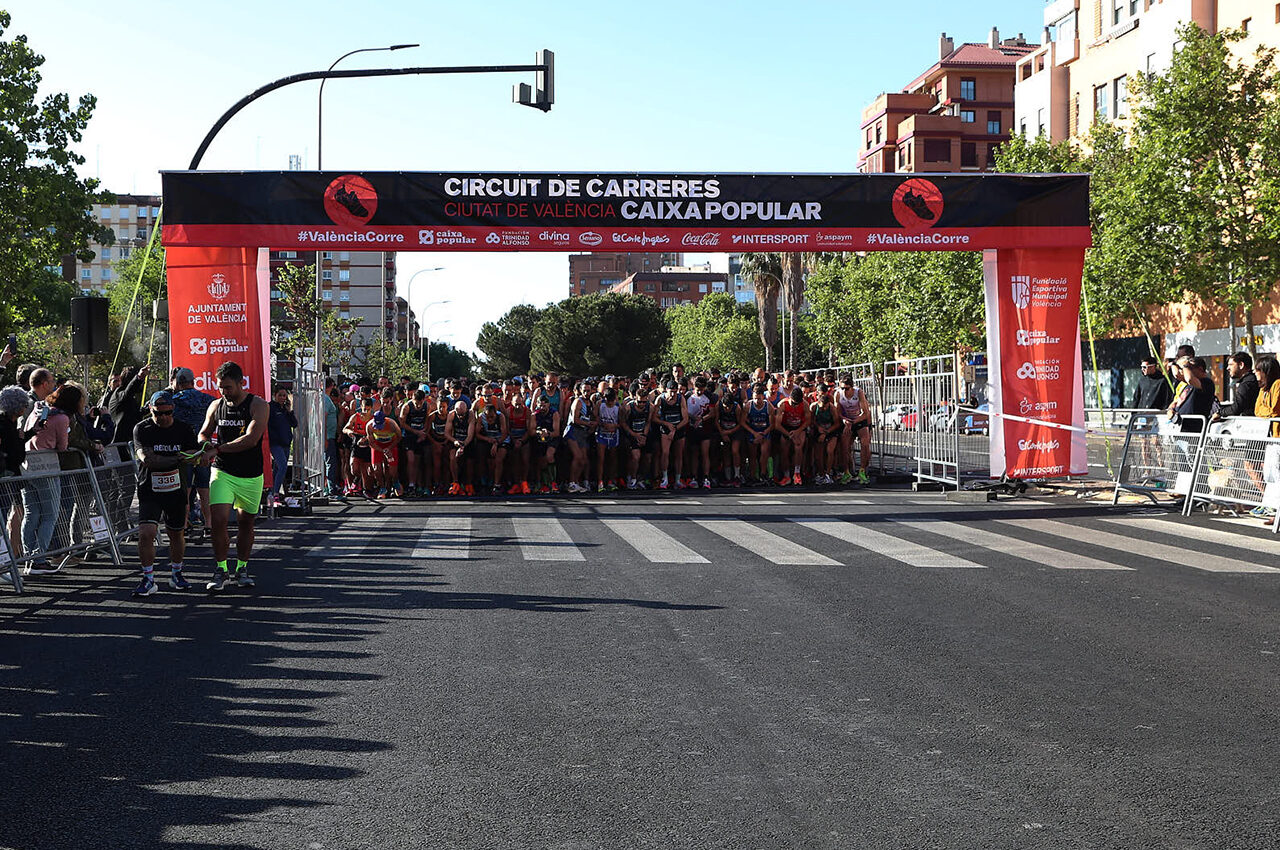 4.000 corredors en la 8a Carrera José Antonio Redolat