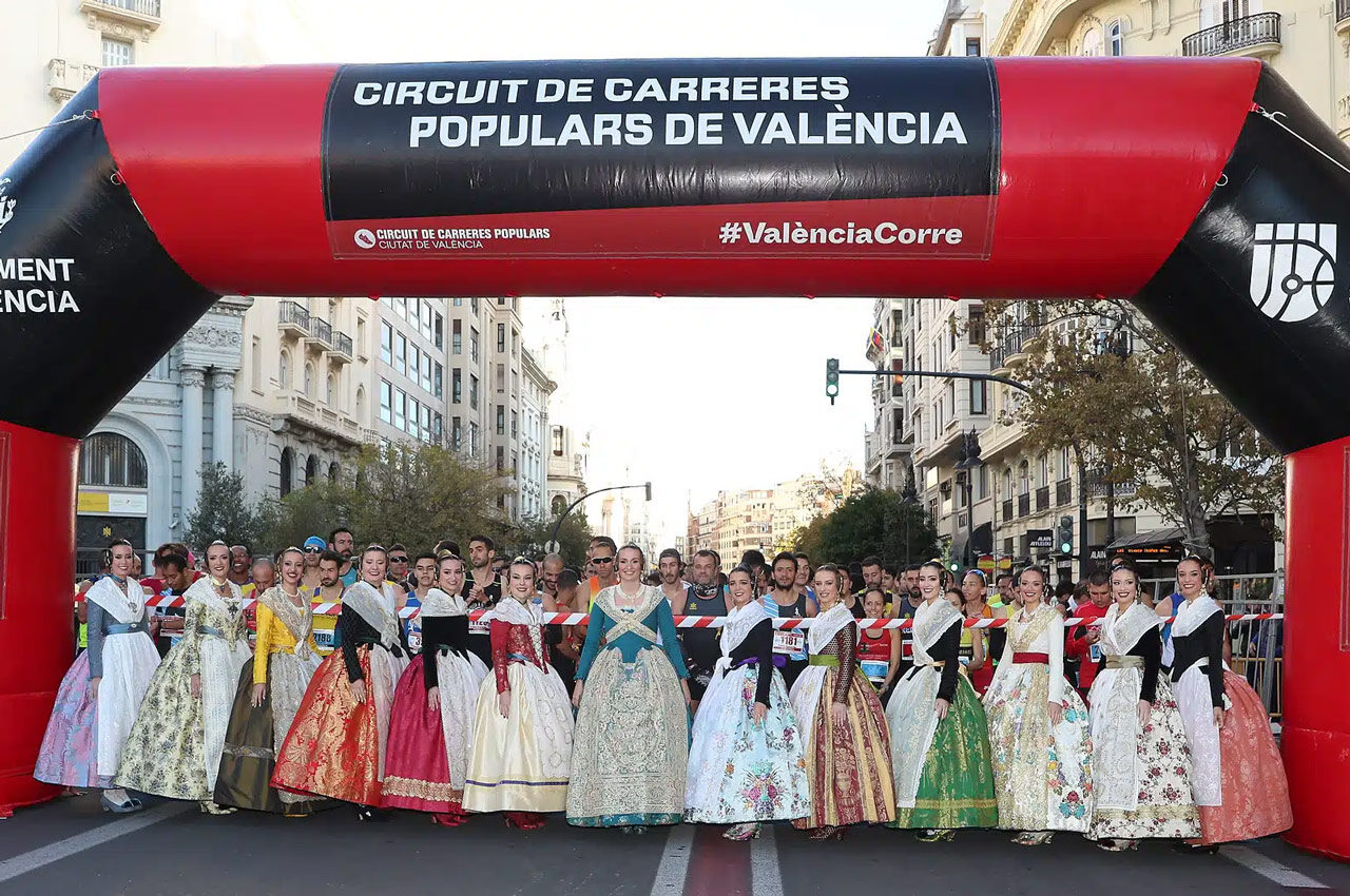 La ‘Volta a Peu de les Falles’ pone el punto y final al Circuito de Carreras Populares de Valencia