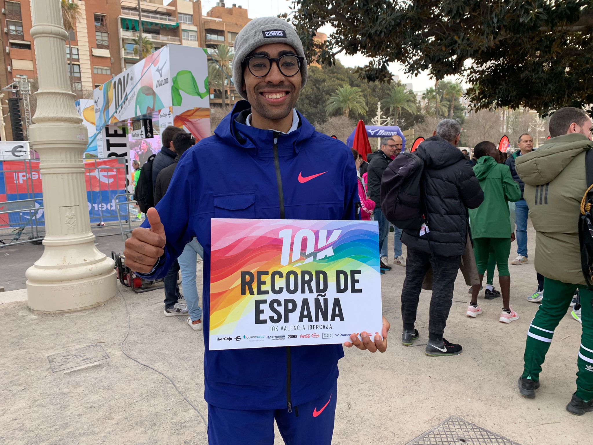 La prueba celebró también el récord masculino de España de 10K por parte del atleta Abdessamad Oukhelfen, con un tiempo de 27:44.