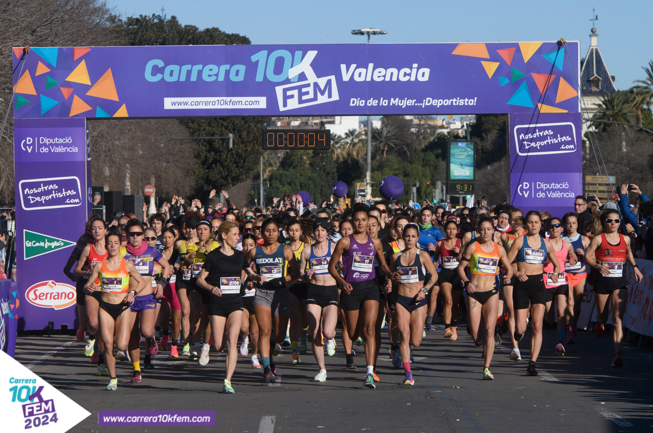 3.000 mujeres toman Valencia en la 10K Fem