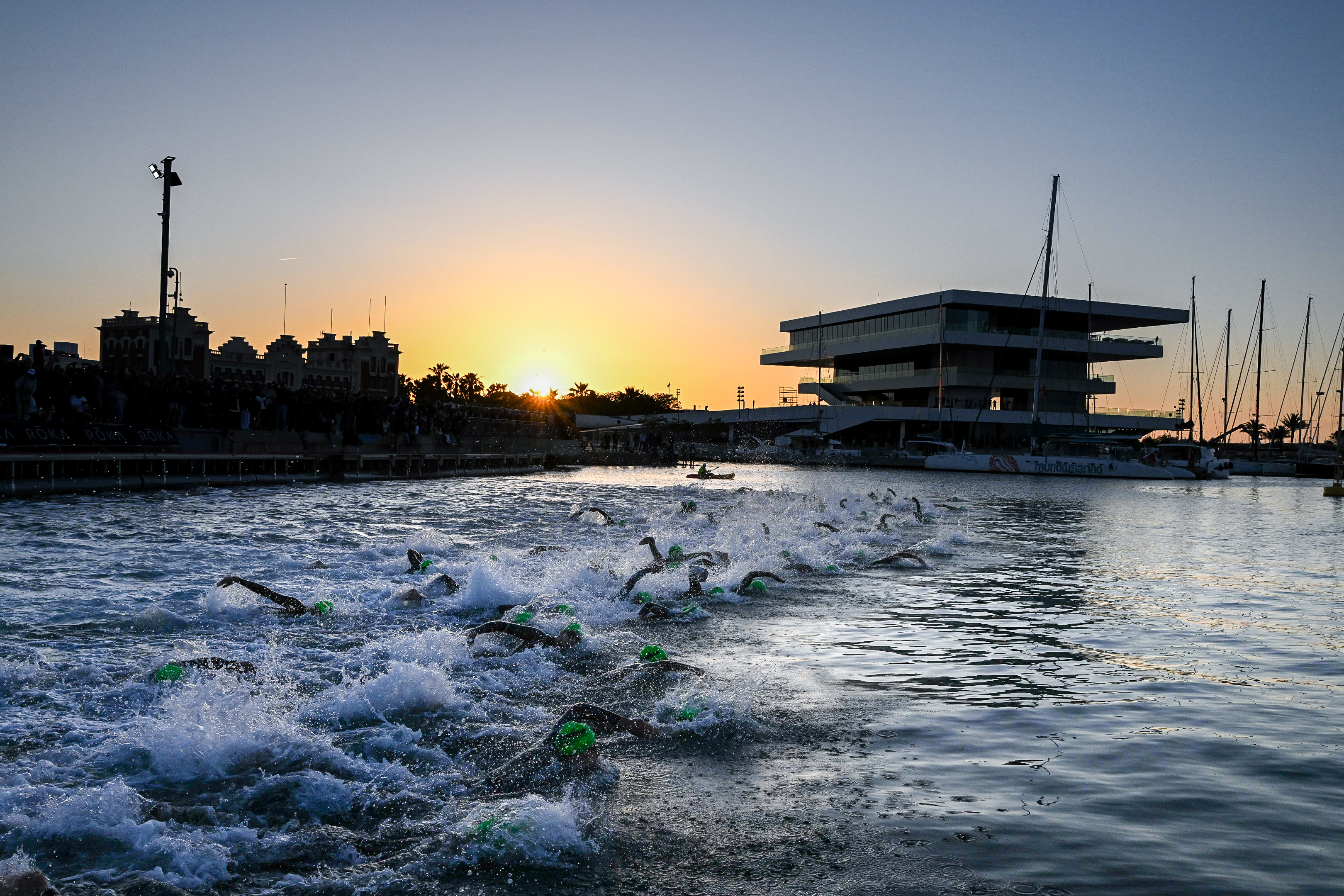 Ironman 70.3 celebraba su primera edición en Valencia con la cifra más alta de triatletas en una ciudad debutante.