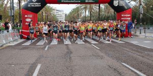 Torna el Circuit amb la veterana Volta a Peu als Barris de Sant Marcel·lí i Sant Isidre