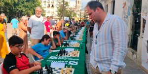 La Petxina celebra una partida simultània gegant d’escacs amb més de 400 xiquets i xiquetes