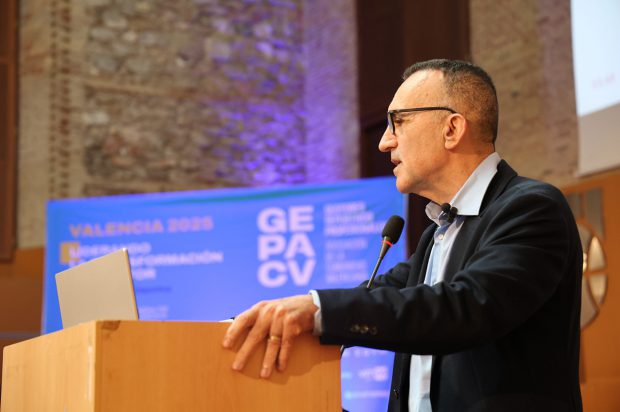  Innovación, Inteligencia Artificial, igualdad y seguridad son los principales ejes de la jornada que ha reunido en  el Complejo Deportivo Petxina a más de 300 profesionales