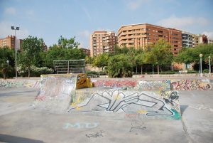 Skateboarding y Biking